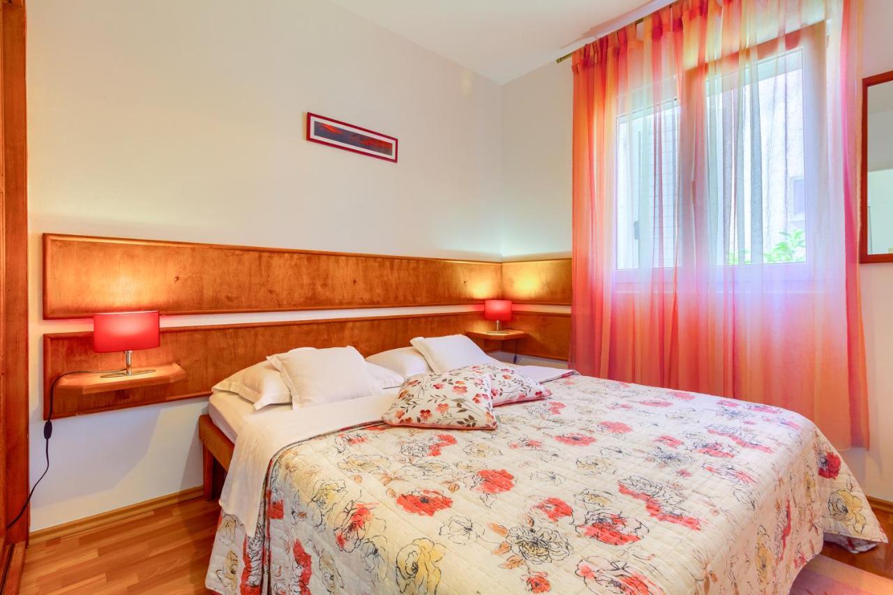 Apartments Meri Τρογκίρ Εξωτερικό φωτογραφία